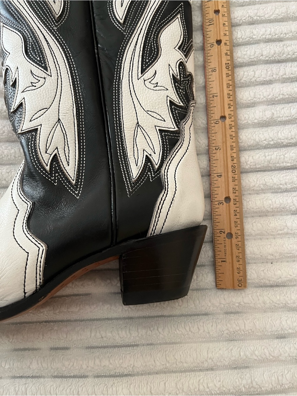 Corral Cowboy Boots - Picture 10 of 11